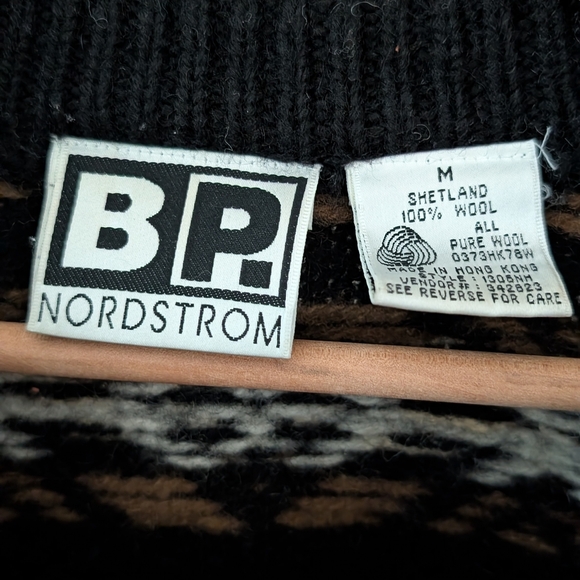 Vintage Geometric Abstract Patterned Wool Crewneck Sweater In Black - Picture 6 of 6